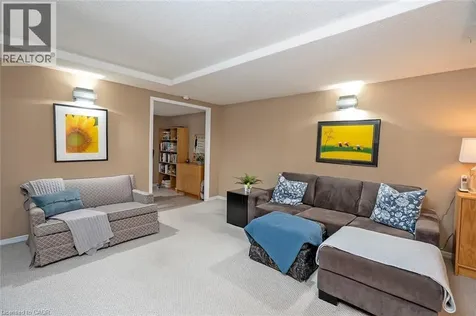 3230 New Street Burlington ON L7N 1M8