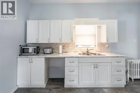 166 John Street Sarnia ON N7T 2Y9