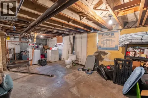 166 John Street Sarnia ON N7T 2Y9