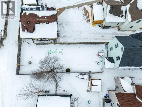 166 John Street Sarnia ON N7T 2Y9