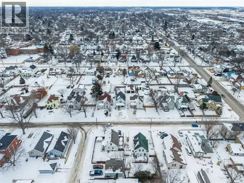 166 John Street Sarnia ON N7T 2Y9