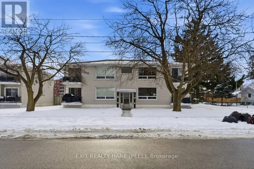 128 Ninth Avenue Brantford ON N3S 1E7