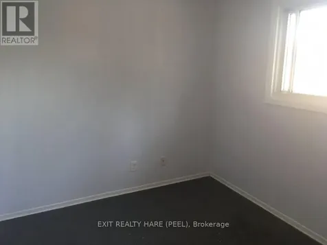 128 Ninth Avenue Brantford ON N3S 1E7