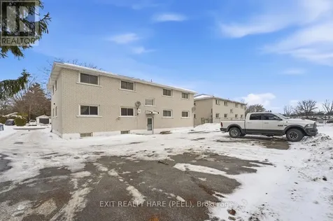 128 Ninth Avenue Brantford ON N3S 1E7