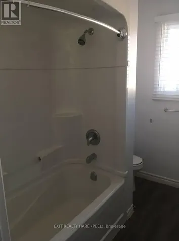 128 Ninth Avenue Brantford ON N3S 1E7