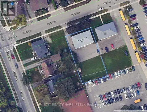128 Ninth Avenue Brantford ON N3S 1E7
