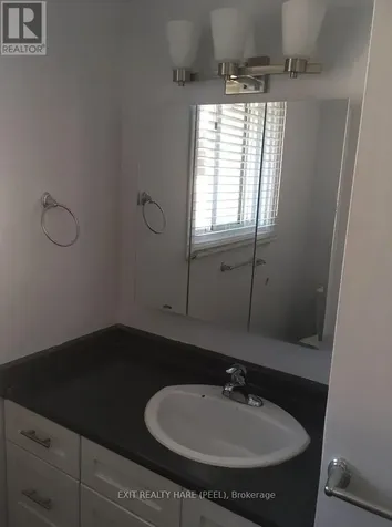 128 Ninth Avenue Brantford ON N3S 1E7