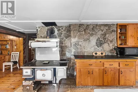 579 Cape Hurd Road Northern Bruce Peninsula ON N0H 2R0
