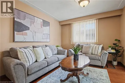 18 Ridley Drive Hamilton ON L8W 1J2