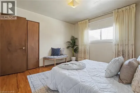18 Ridley Drive Hamilton ON L8W 1J2