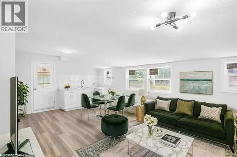 87 Talbot Street South Simcoe ON N3Y 2Z4