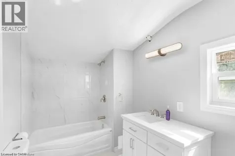 87 Talbot Street South Simcoe ON N3Y 2Z4