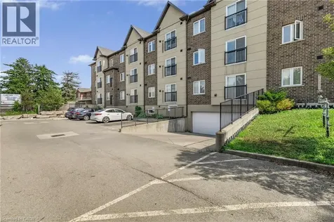 886 Golf Links Road Ancaster ON L9K 1J8