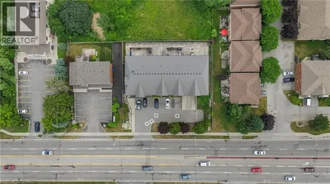 886 Golf Links Road Ancaster ON L9K 1J8