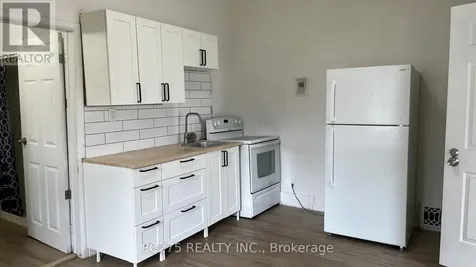 185 Brock Street North Sarnia ON N7T 5Z4