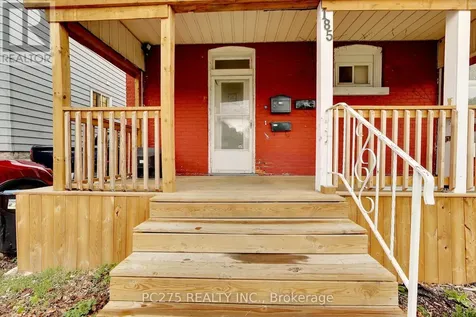 185 Brock Street North Sarnia ON N7T 5Z4