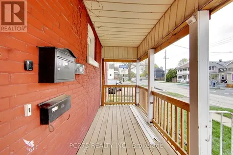 185 Brock Street North Sarnia ON N7T 5Z4