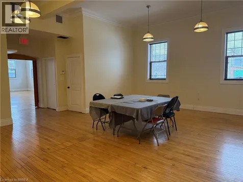 137 Nelson Street Brantford ON N3S 4B5