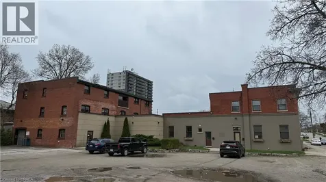 137 Nelson Street Brantford ON N3S 4B5
