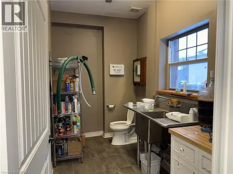 137 Nelson Street Brantford ON N3S 4B5