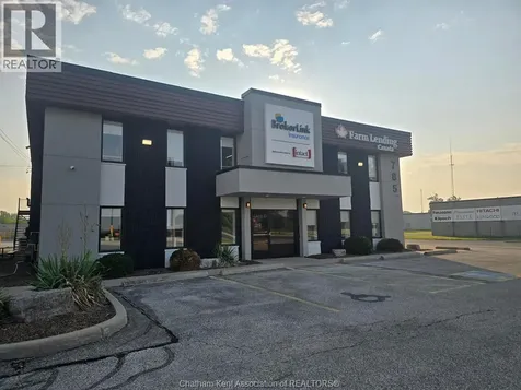 785 St Clair Street Chatham ON N7L 0E9