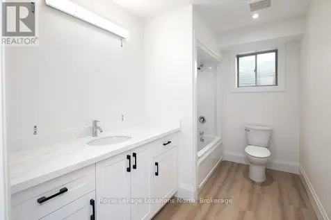 4 Hilton Lane Meaford ON N4L 1L8