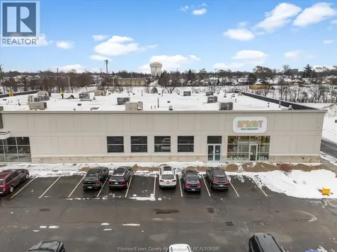 1624 Howard Avenue Windsor ON N8X 3T7