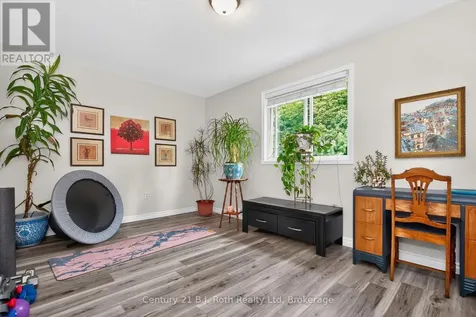 156 Southwinds Crescent Midland ON L4R 0A3
