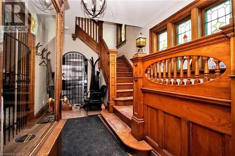 429 Queen Street South Kitchener ON N2G 1W6