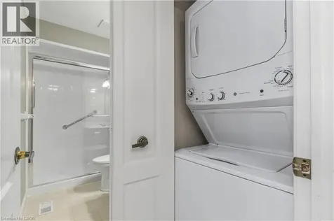 175 Fiddlers Green Road Hamilton ON L9G 4X7