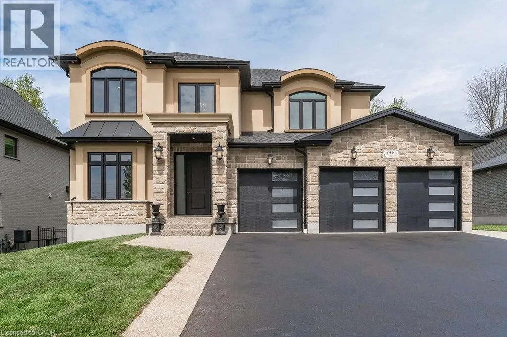 346 Lexington Road Waterloo ON N2K 1X2
