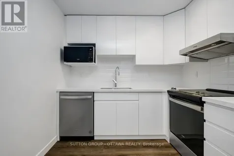 399 Winston Avenue Ottawa ON K2A 1Y8