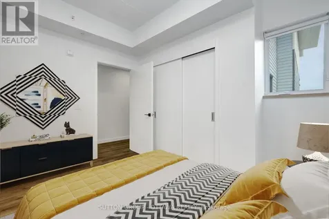 399 Winston Avenue Ottawa ON K2A 1Y8