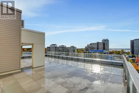 399 Winston Avenue Ottawa ON K2A 1Y8