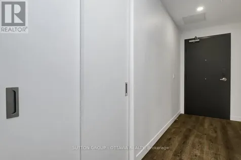 399 Winston Avenue Ottawa ON K2A 1Y8