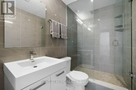 203 Catherine Street Ottawa ON K2P 1J5