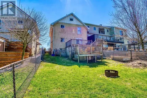 34 Wellington Street Mapleton ON N0G 1P0