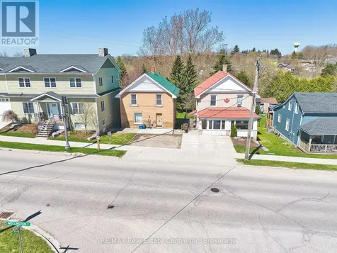 34 Wellington Street Mapleton ON N0G 1P0