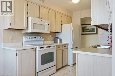 30 Harrisford Street Hamilton ON L8K 6N1