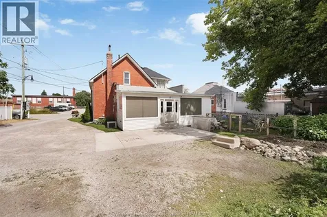 13 King Street Kingsville ON N9Y 1H9