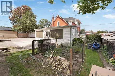 13 King Street Kingsville ON N9Y 1H9