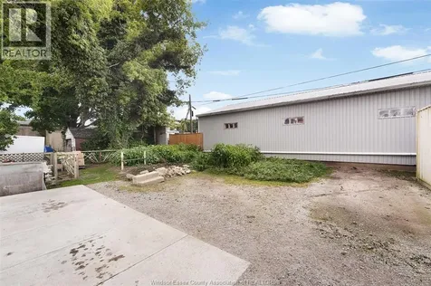 13 King Street Kingsville ON N9Y 1H9
