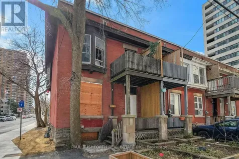 216 Bay Street Ottawa ON K1R 5Y9