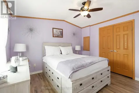 27 Elm Street Puslinch ON N1H 6H9