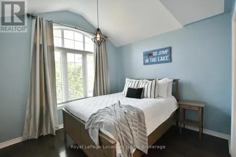 20 Leeward Circle Wasaga Beach ON L9Z 0E9