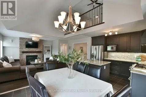 20 Leeward Circle Wasaga Beach ON L9Z 0E9