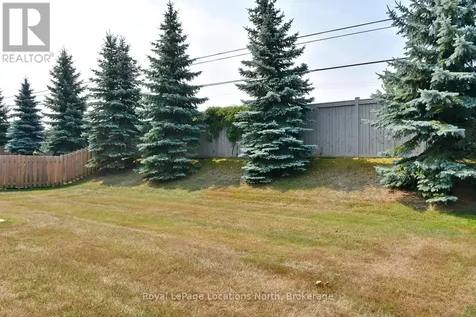 20 Leeward Circle Wasaga Beach ON L9Z 0E9