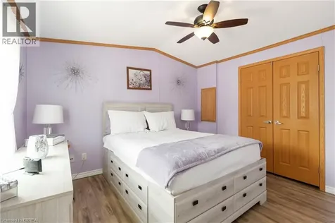27 Elm Street Puslinch ON N1H 6H9