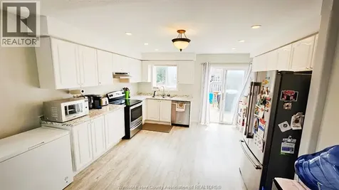 201 Hanmer Street East Barrie ON L4M 6W7