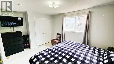 201 Hanmer Street East Barrie ON L4M 6W7